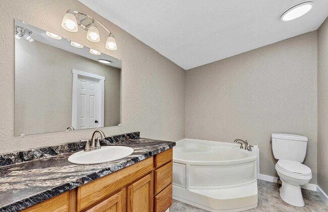 Building Photo - 14957 Antelope Flats Dr