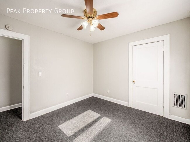 Building Photo - 1411 N 5th St