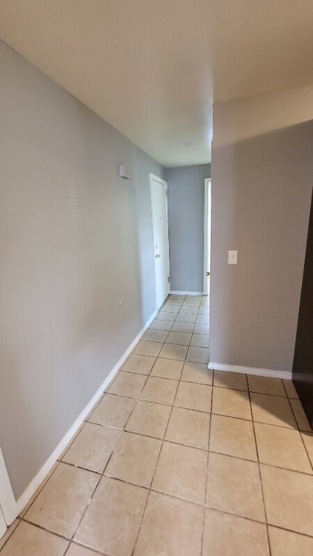 Building Photo - 41 Gould Dr