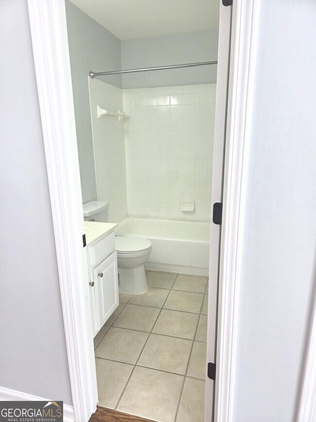 Building Photo - 3770 Glennvale Ct