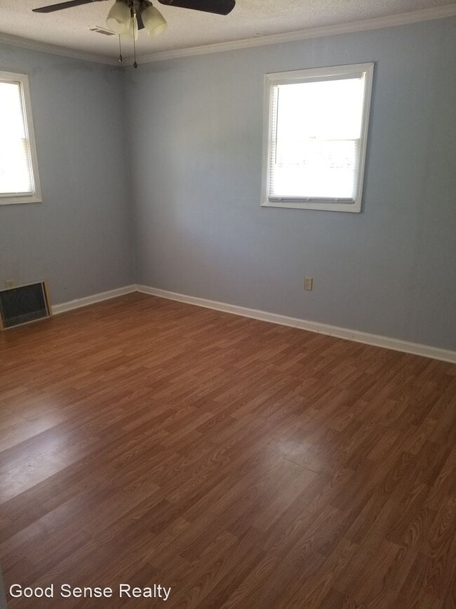 Building Photo - 3 br, 2 bath House - 1785 Edgefield Road