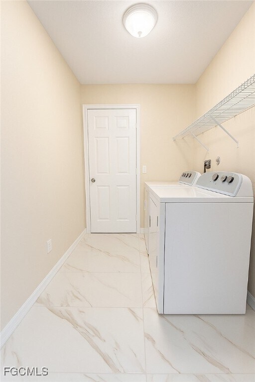 Building Photo - 2045 NE 28th St