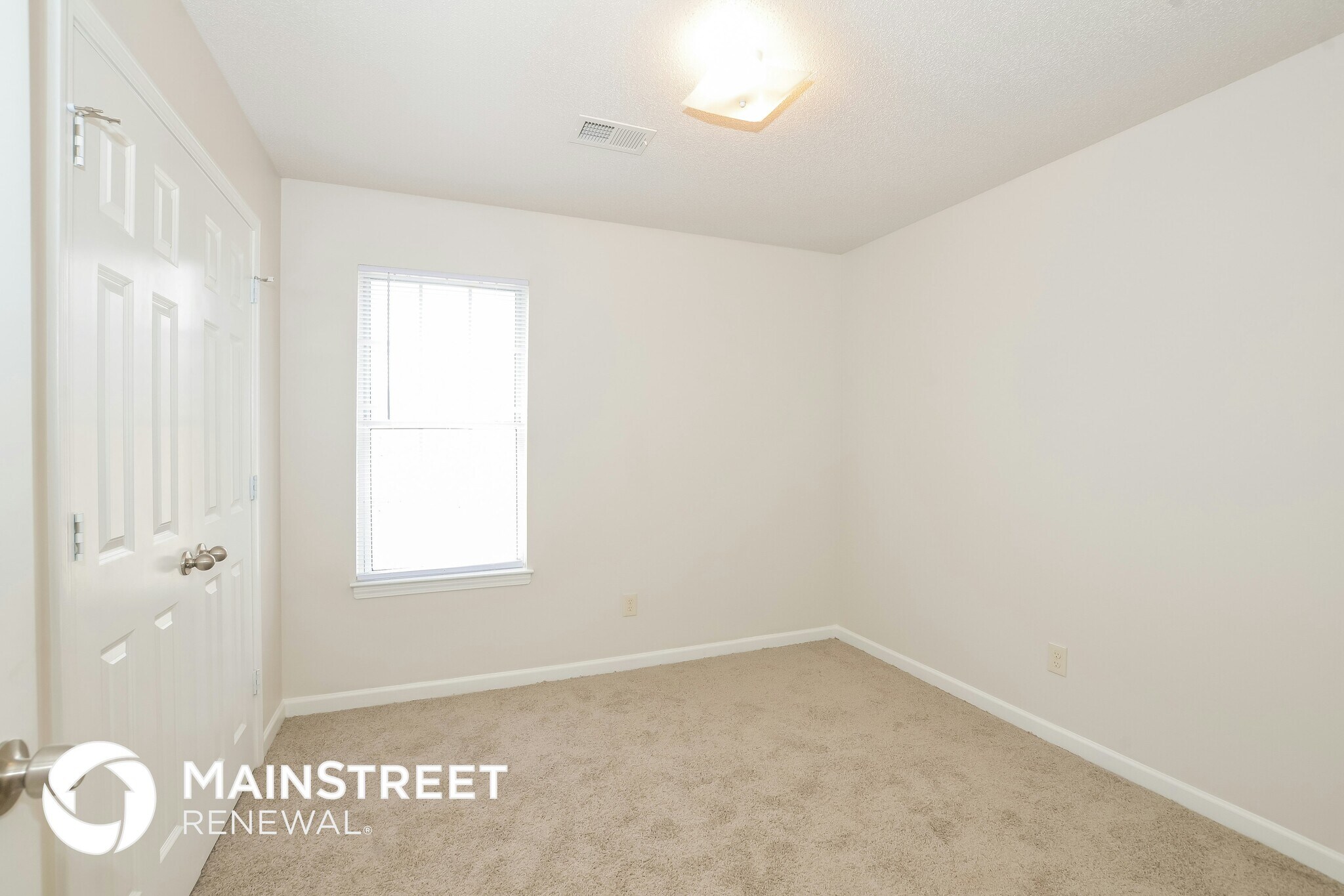 Building Photo - 7623 Caitlynn Circle W