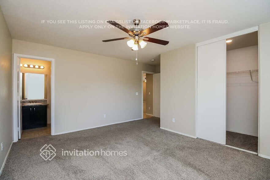 Building Photo - 1102 E Dust Devil Dr