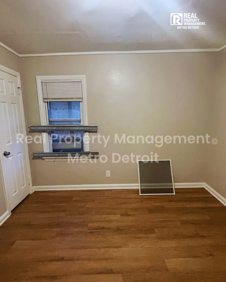 Building Photo - 18445 Ardmore St