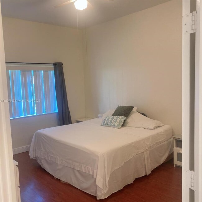 Building Photo - 3340 Palomino Dr