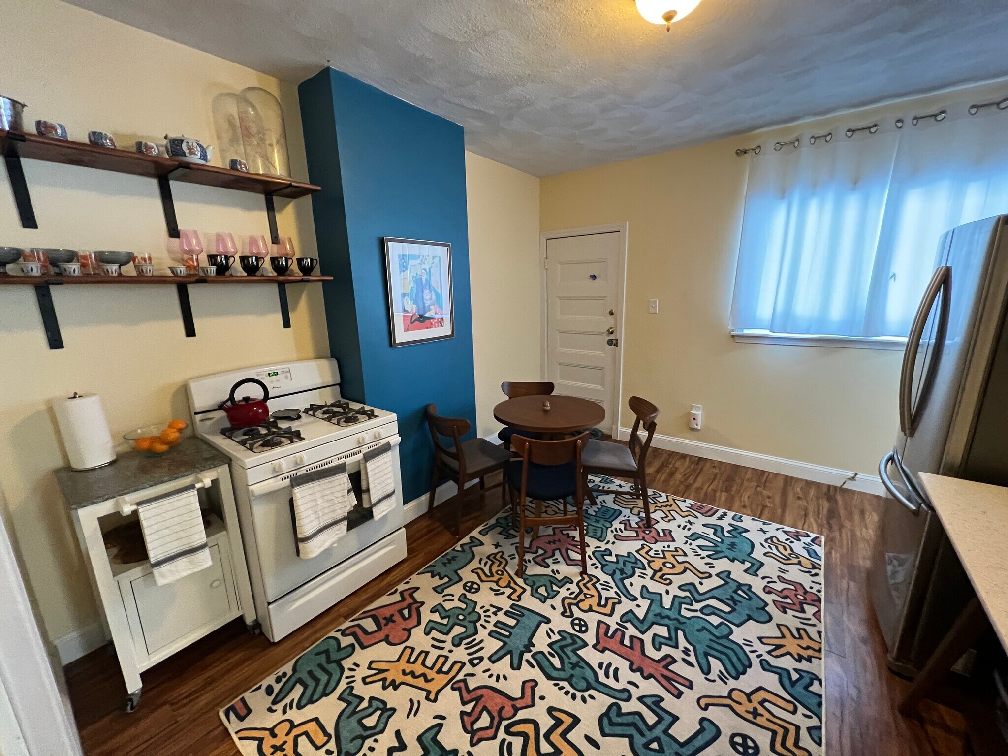 Building Photo - 227 Holland St