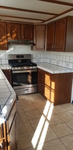 Building Photo - 2242 Mira Vista Ave