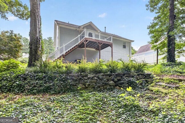 Building Photo - 72 Victorian Cir