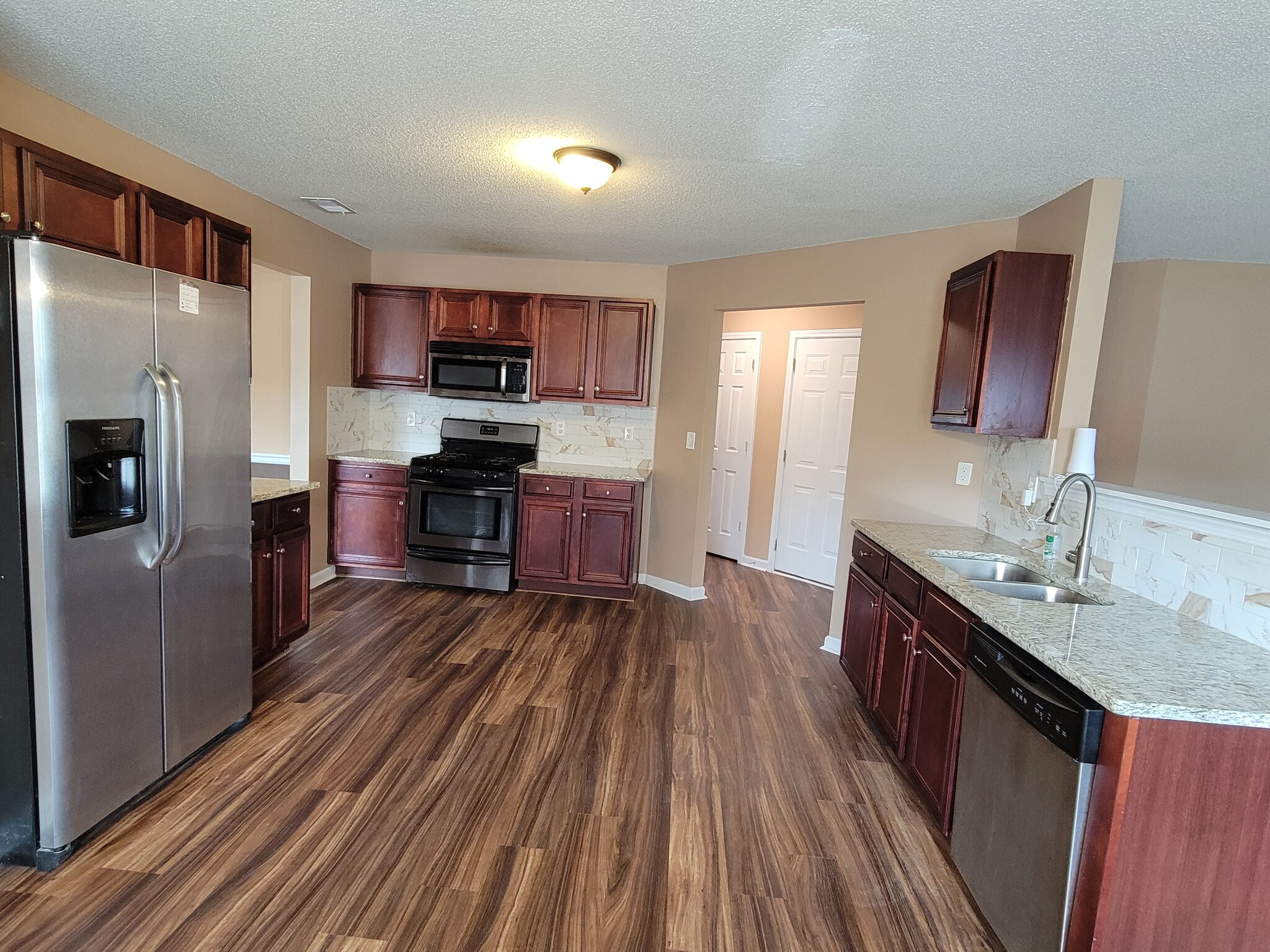 Building Photo - 4124 Alveston Dr
