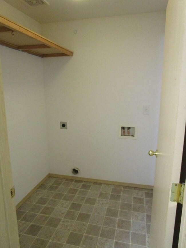 Building Photo - 1269 Arrezo Dr