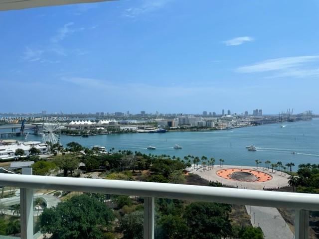 Building Photo - 50 Biscayne Blvd