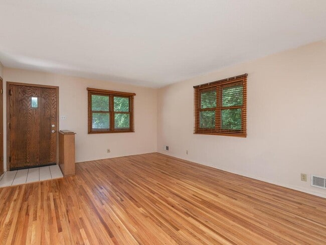 Building Photo - 6321 Wilryan Ave