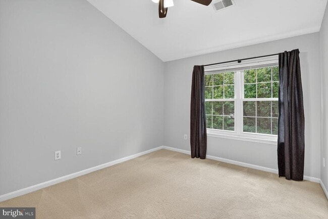 Building Photo - 5223 Ballycastle Cir