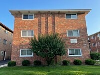 Building Photo - 6131 W 64th Pl