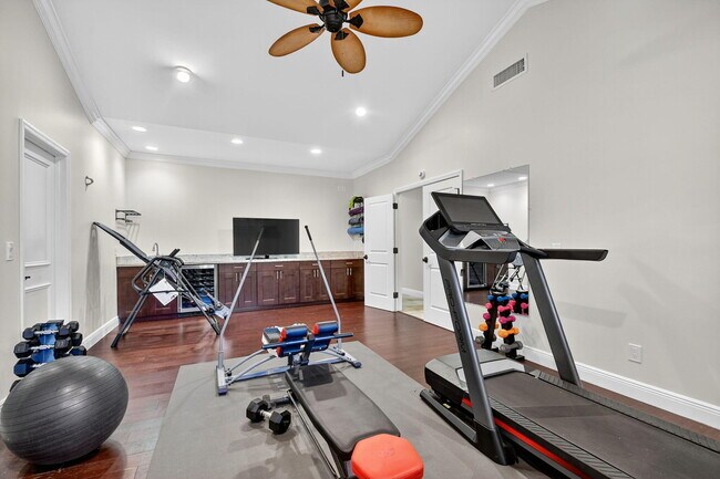 Building Photo - 13172 Doubletree Cir