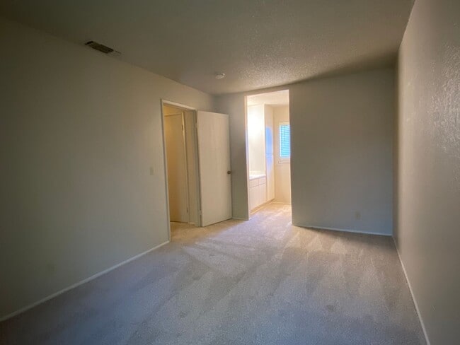 Building Photo - Coming Soon, Now Accepting a Wait! Spaciou...