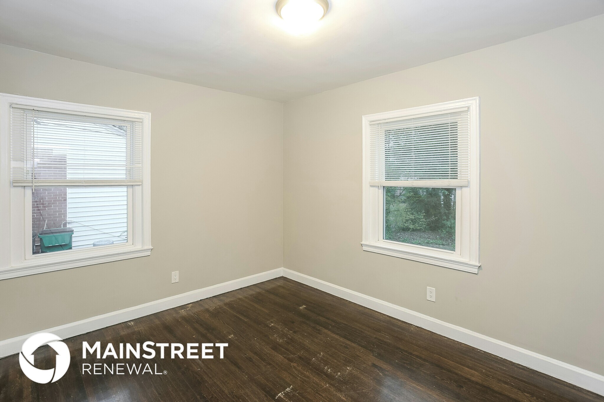 Building Photo - 2219 Kern St