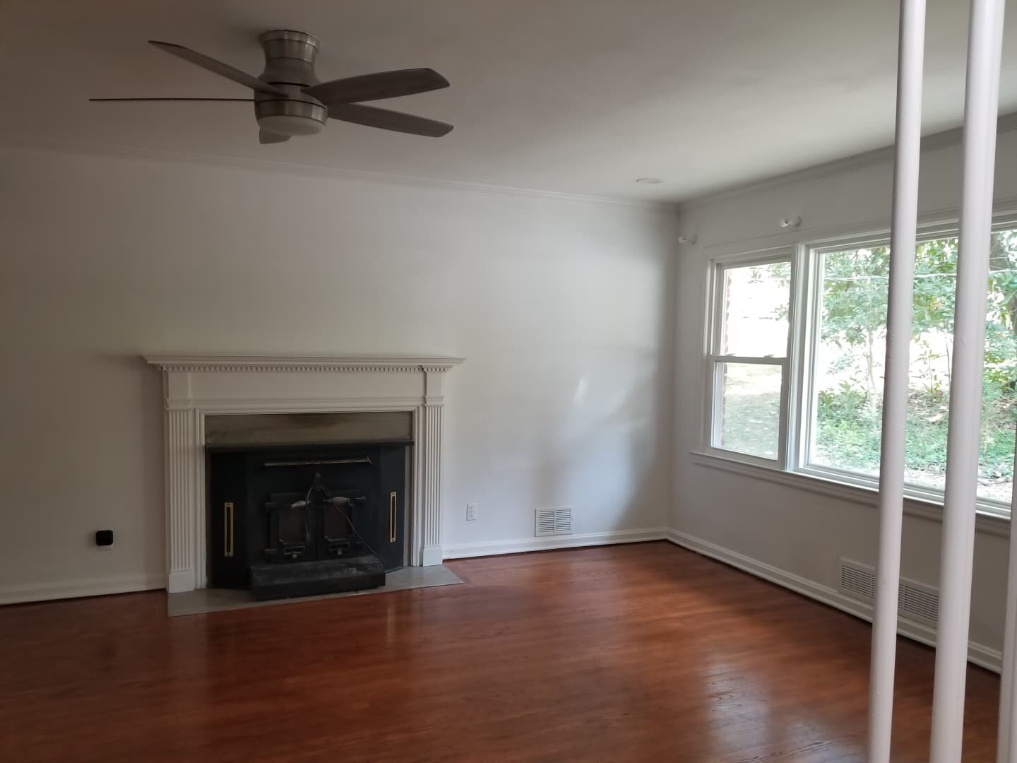 Building Photo - 2079 Honeysuckle Ln SW