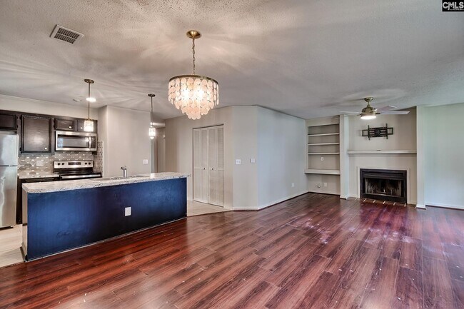 Building Photo - 45 Battery Walk Ct