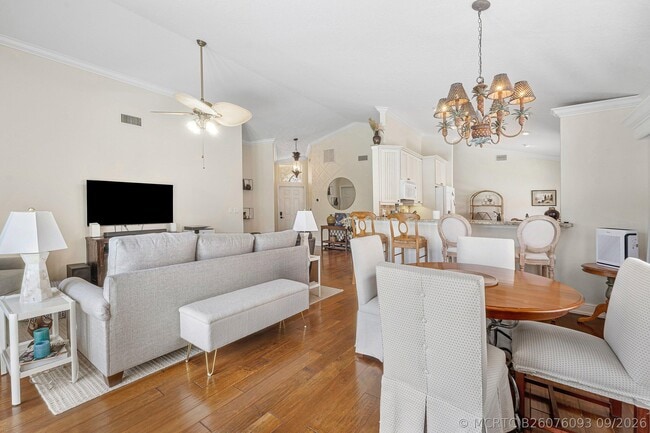 Building Photo - 2530 La Lique Cir