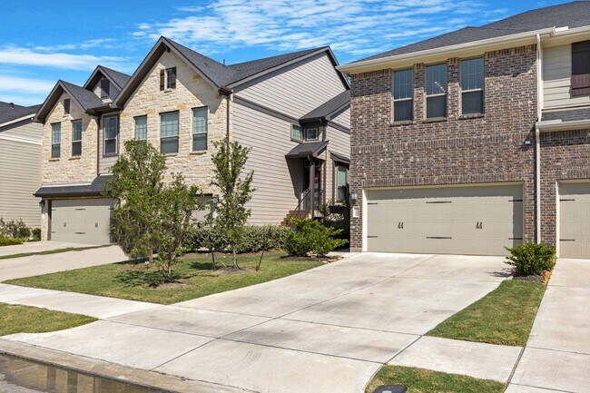 Building Photo - 5215 Pr Ter Ln