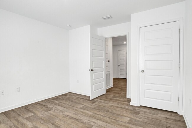 Building Photo - 23964 Unbridled Lp