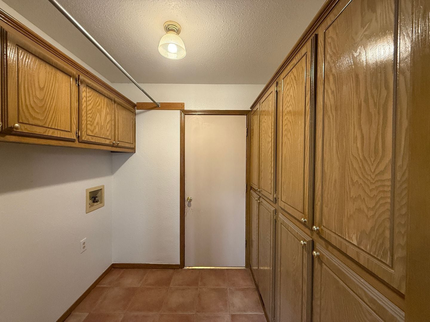 Building Photo - 213 Brackendale Ln