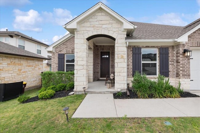 Building Photo - 16901 Morelle Dr