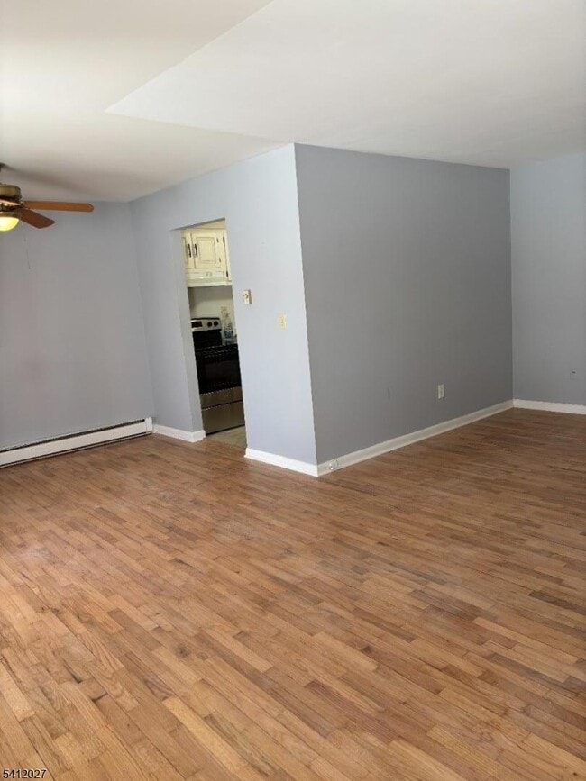 Building Photo - 15 Cottage St