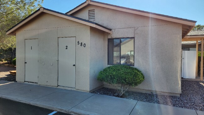 Building Photo - 580 Bent River Rd