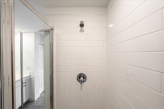 Building Photo - 6354 Windwood Wy