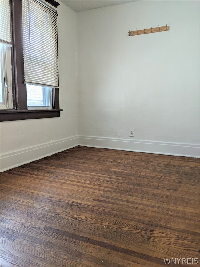 Building Photo - 4036 Bailey Ave
