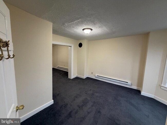 Building Photo - 406 S Cameron St