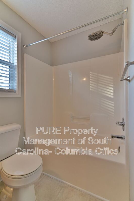 Building Photo - 20 Sugar Maple Ct