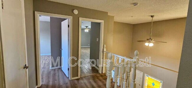 Building Photo - 1022 Delta Dr