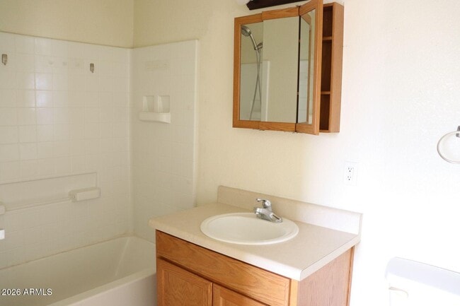 Building Photo - 4420 Buena Loma Way