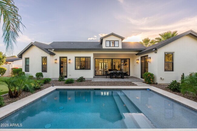 Building Photo - 4017 N 49th Pl