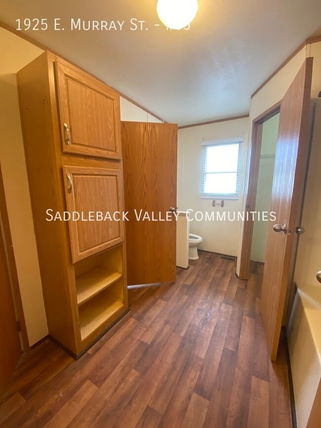 Building Photo - 1925 E Murray St