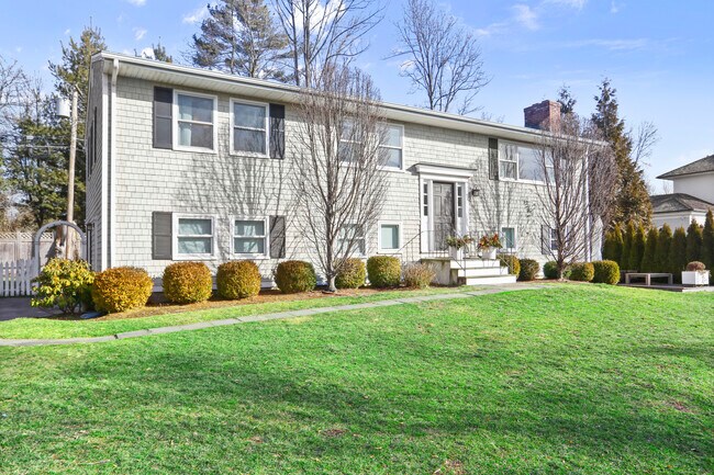 Building Photo - 6 Meadowbank Rd