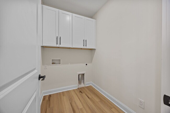 Building Photo - 1020 Gibson Rd