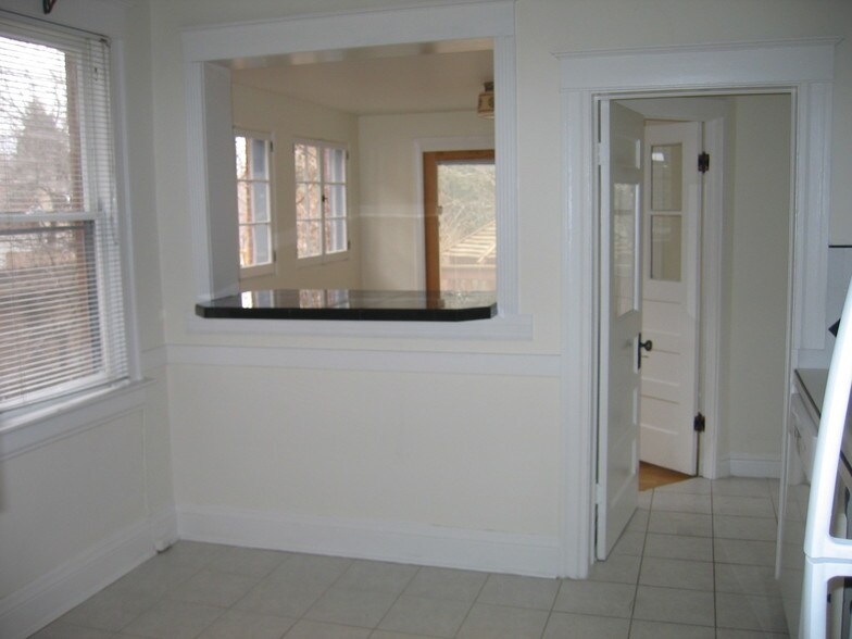 Building Photo - 225 S Lafayette St