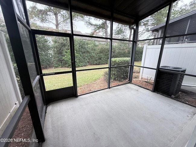 Building Photo - 7516 Scarlet Ibis Ln