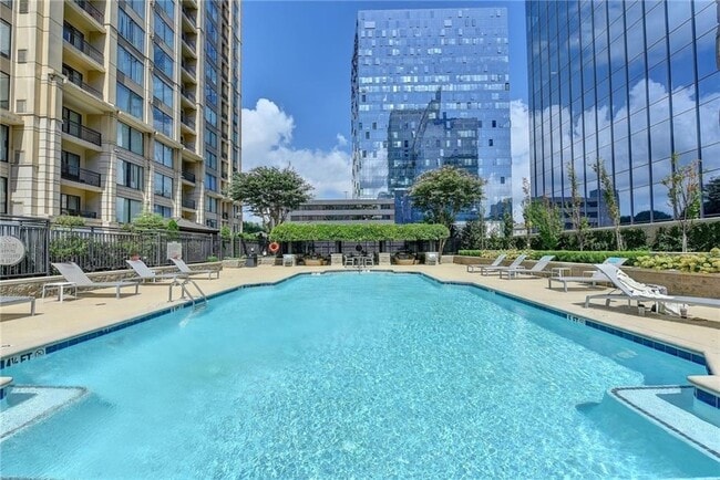 Building Photo - 3445 Stratford Rd NE