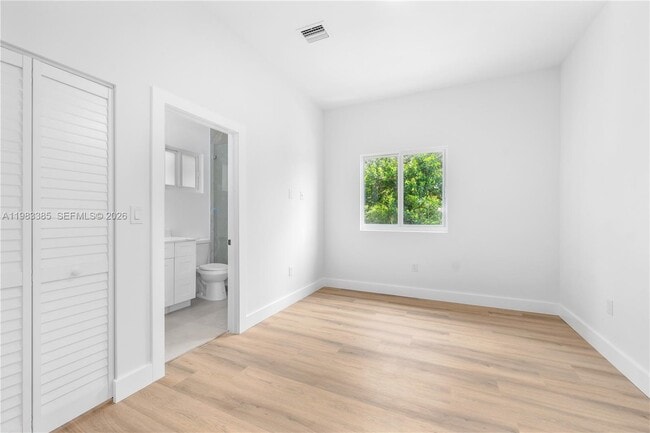 Building Photo - 2121 NW 45th St