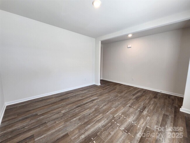 Building Photo - 2973 Sherrills Strm Dr