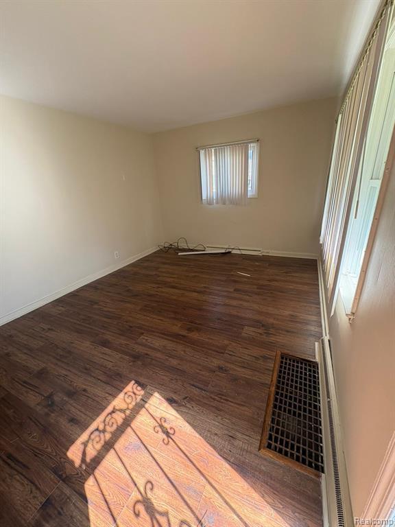 Building Photo - 1701 Park St