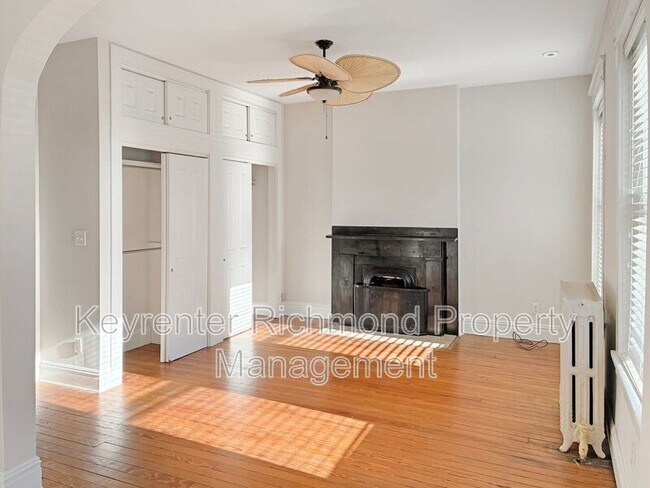 Building Photo - 2020 Floyd Ave