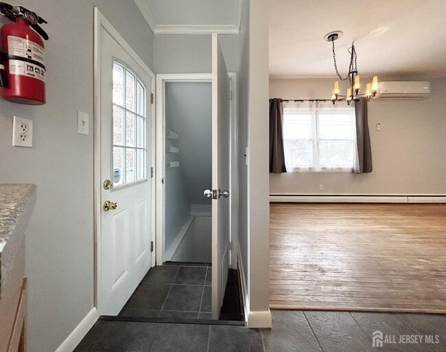 Building Photo - 34 Wall St