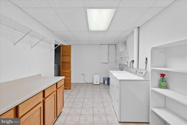 Building Photo - 919 Ednor Rd